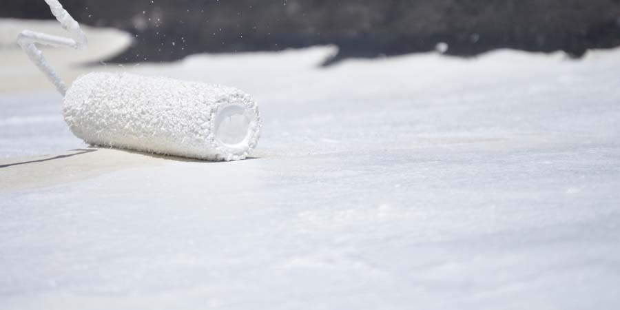 Peindre du béton en extérieur : nos solutions pour une application durable et esthétique
